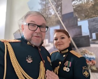 Пётр Сухов: в основе нашего творчества — эстрадная песня с фундаментом казачьей культуры Пётр Сухов: в основе нашего творчества — эстрадная песня с фундаментом казачьей культуры